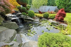 10 Best Pond Pumps Reviewed [Buyers Guide]